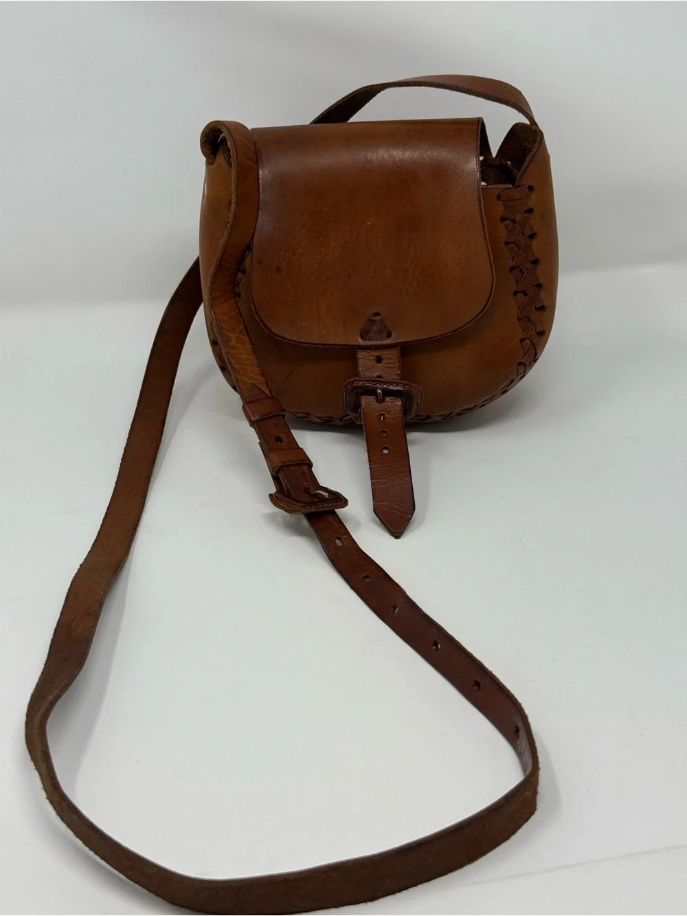 Classic Brown Leather Crossbody Bag - Timeless Rustic Style